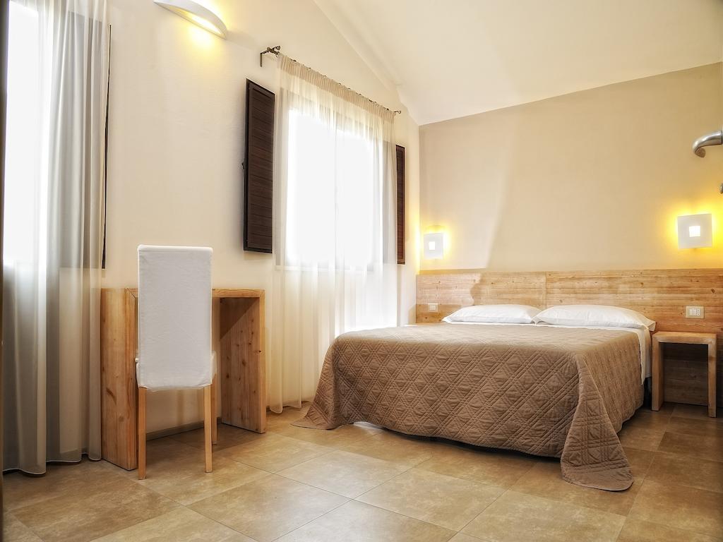 B&B Le Cale Santa Maria Navarrese Cameră foto